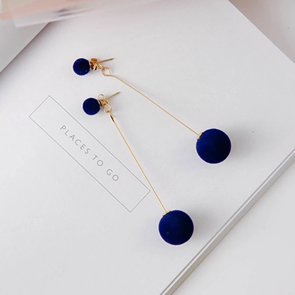 🆕 Blue Plush Ball Drop Dangle Earrings - Picture 2 of 6